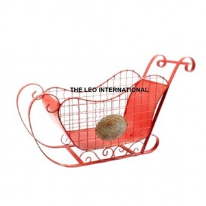 Traîneau de Noël fini rouge de forme unique en métal de fer Style fantaisie fait à la main vente chaude traîneau de Noël de la plus haute qualité - Product Image 3