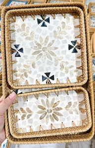 Ensemble de plateaux en rotin naturel artisanal avec incrustation de mosaïque pour la décoration de la maison et le service - Product Image 6