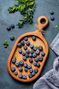 Cajas de pañuelos de madera de acacia acabadas a mano para cocina y regalos en diseños de formas personalizables para hogares modernos - Product Image 2