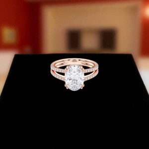 Anillo de compromiso de moissanita de 4,52 quilates con diamantes de corte ovalado y redondo 10K14K18K Centro de oro macizo 4.00CT de calidad de 1/2/1/2" - Product Image 4