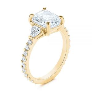 แหวนหมั้นเพชรสามชิ้น Moissanite,แหวนหมั้นเพชร Moissanite ตัดล้านล้าน VVS Moissanite ในแหวนทองแข็ง10K 3.50ct - Product Image 3