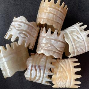 Tablero de raspado de cuerno de Búfalo Blanco, masajeador especial pulido para cara, cuerpo, meridiano, raspado, herramienta de salón de belleza engrosada - Product Image 1