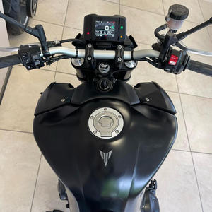 Motocicleta Deportiva Yamaha MT-09 - Product Image 3