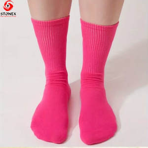 Chaussettes de sport à logo personnalisé les plus vendues, longueur mi-mollet, de haute qualité, séchage rapide, respirantes, décontractées pour l'automne, en élasthanne/coton - Product Image 4