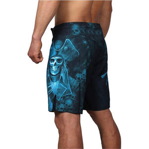 Pantalones cortos de lucha multicolores de nuevo diseño para hombres disponibles en diferentes tamaños - Product Image 2
