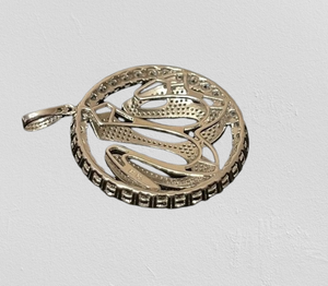 Collier pendentif pour hommes et femmes avec compartiment caché Style tactique Bijoux de survie - Product Image 2