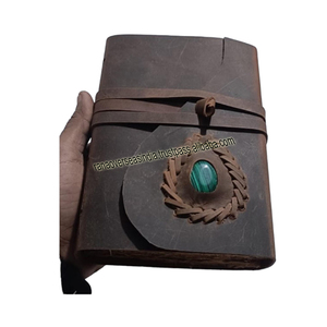 Cuaderno de cuero genuino personalizado, diario encuadernado de cuero Vintage con encuadernación en espiral para diario de viaje - Product Image 2