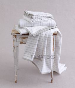 Haute qualité pas cher prix usine turque en gros 100x150 Jacquard Double Face tissé 100 coton rayé éponge bain Sauna Spa à - Product Image 1