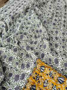 Reversible Floral Block Print Cotton Razai Jaipuri Winter Quilt - Product Image 6