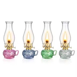 Farol de Vidrio y Latón, Elegante Portavelas Decorativo, Adorno Clásico para el Hogar, Iluminación Ambiental Cálida y Decoración Festiva - Product Image 5