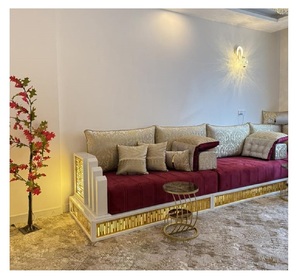 โซฟาสไตล์มาจลิสแบบอาหรับ ดีไซน์คลาสสิก ชุดห้องนั่งเล่นหรูหรา ที่นั่งเข้ามุมสุดหรู ดีไซน์ประหยัดพื้นที่ - Product Image 1