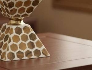 Luxury Geometric Incense Burner Modern <b>Honeycomb</b> Mop Inlay Bakhoor Oud Burner Home <b>Decor</b> For Ramadan & Middle East Gulf Home Use - Product Image 5