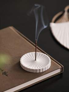 Quemador de incienso cuadrado de madera con copa de latón, soporte de aromaterapia simple para escritorio, soporte minimalista para fragancias, decoración del hogar - Product Image 3