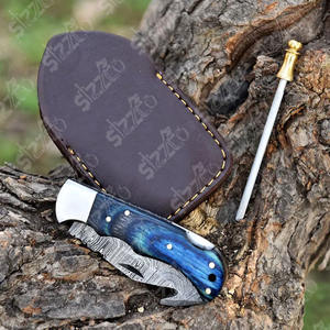 Couteau pliant damas de qualité supérieure avec manche en bois Beau couteau pliant personnalisé OEM Nom Logo Camping Cadeau pour hommes - Product Image 3