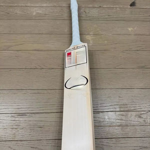 ไม้คริกเก็ตแบบกำหนดเองได้ น้ำหนักเบา วัสดุไม้ ดีไซน์คลาสสิกสไตล์วินเทจ พร้อมโลโก้ สำหรับการฝึกซ้อมกลางแจ้ง สวน งานปาร์ตี้ กีฬาอังกฤษ - Product Image 1