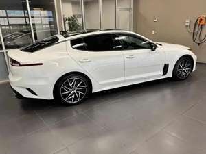 Kia Stinger GT-Line 2023 d'occasion - Product Image 3