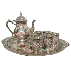 ชุดน้ำชาทองเหลืองแท้สไตล์วินเทจ พร้อมลวดลายสลักและขัดเงา สำหรับใช้ในบ้าน ร้านอาหาร และโรงแรม ชุดกาแฟโลหะ - Product Image 2