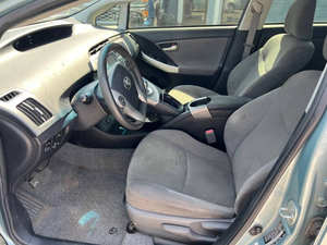 รถยนต์มือสองคุณภาพดีราคาประหยัด ปี 2014 โตโยต้า พรีอุส พวงมาลัยซ้าย - Product Image 2