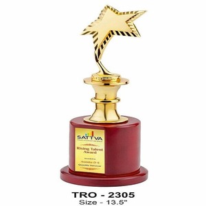 Trofeo estrella de metal chapado en oro de lujo de calidad de exportación con base de madera maciza para premios y competiciones empresariales a buen precio - Product Image 4