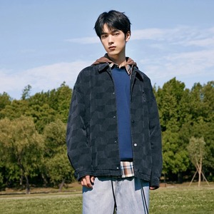 แจ็กเก็ตหนังแท้สำหรับผู้ชายทรงหลวมพิมพ์ลายไฮสตรีททันสมัยสำหรับฤดูหนาวพร้อมคุณสมบัติที่เป็นมิตรต่อสิ่งแวดล้อม - Product Image 3