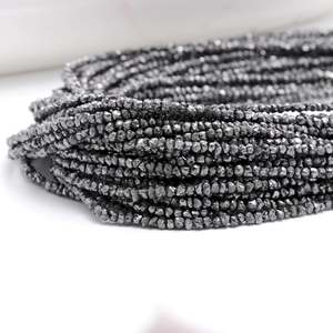 Perles de diamant noir naturel non taillées, brutes, en brin de 15 pouces - Product Image 2
