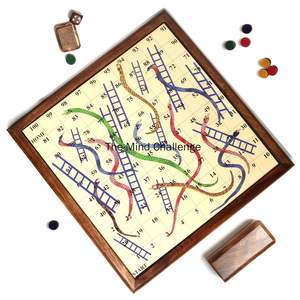 Jeu de société en bois magnétique 2 en 1 Ludo et Serpents et Échelles, fabriqué à la main, jeu de table familial amusant, jeu d'intérieur en provenance d'Inde - Product Image 5