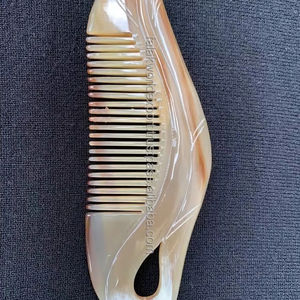 Peigne de poche pliable en corne de vache de buffle fait à la main écologique et élégant, corne de boeuf naturelle polie, coiffure artisanale pour animaux - Product Image 1