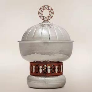 หม้ออุ่นอาหารทำจากโลหะแบบใหม่หม้อร้อนสำหรับตกแต่งโต๊ะสไตล์คลาสสิกหม้อเสิร์ฟซุปงานแฮนด์เมดคุณภาพสูง - Product Image 1