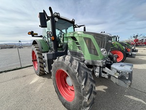 FOURNISSEUR VERIFIÉ DE TRACTEURS AGRICOLES Fend t 824 240HP 2012, qualité supérieure pour l'agriculture et les travaux lourds - Product Image 6