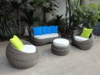 Ensemble de canapés de jardin modernes complets avec structure en aluminium, coussins en PU haute densité, plateau de table en verre - Design en rotin tressé