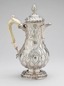 Aftaba arabe en laiton la plus vendue avec une belle cafetière arabe en laiton fini en relief fabriquée en Inde - Product Image 5