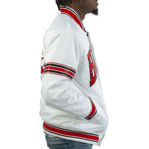 Veste de baseball en satin à panneaux personnalisés avec logos brodés, veste universitaire bombardier de sport unisexe pour hommes et femmes - Product Image 3