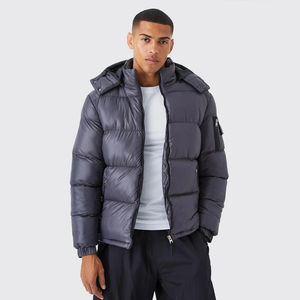 Chaqueta acolchada gris para hombre 2026 con capucha, cálida para invierno, estilo burbuja, bordado, cierre de cremallera, bolsillos en las mangas - Product Image 1