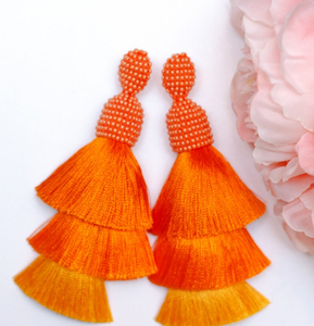 Ombre naranja borla tres tonos de naranja borla pendientes largos abalorios joyería pendientes de seda Lola borla - Product Image 1