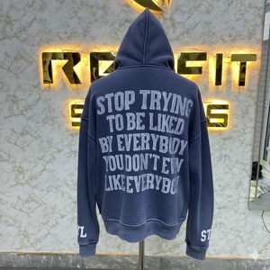Sudadera con capucha azul para hombre con letras de diamantes de imitación y estampado brillante, estilo streetwear, corte regular, para otoño - Product Image 3