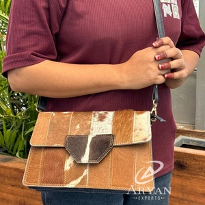 2025, venta al por mayor, nuevos bolsos de mano de diseñador de lujo, bolsos cruzados a presión para mujer, bolsos de mano pequeños de cuero de vaca genuino - Product Image 1