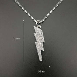 Dewisha Glacé Rappeur Bijoux Collier Hip Hop Mode Diamant Zircon Lettre Pendentif rond Argent Plaqué Moissanite Bijoux - Product Image 3