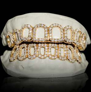 Custom Grillz Color Blanco y Polvo de Diamante, Diamond Cuts, Custom Grillz Hip Hop, Grillz Sterling Silver 925, 10K 14K Oro - Product Image 2