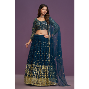 Lehenga Choli brodé de sequins de créateur - Product Image 1