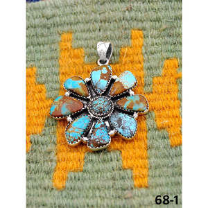 Artisanat du Sud-Ouest # 8 pendentifs sertis de pierres turquoise et d'argent sterling, cadeau - Product Image 1