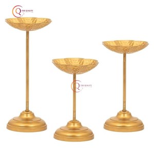 Juego de 3 velas decorativas para el hogar y eventos de Color dorado con diseño de flores, nuevo estilo único, candelabros iluminadores para interiores - Product Image 5