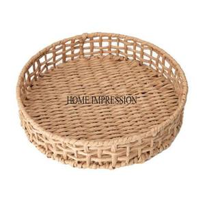 Bandeja de servicio hecha de ratán de forma redonda de diseñador estándar simple Suministros para hoteles y restaurantes a un precio impresionante de la India - Product Image 1