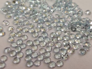 พลอยสกายบลูโทแพซทรงกลมเจียระไนแบบโรสคัท 5 มม. คุณภาพสูง ด้านหลังแบน - Product Image 3