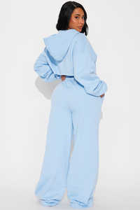 Comprar al por mayor 2025 conjuntos de chándal de moda de las mujeres lavado ácido sol se desvaneció crop cremallera chaqueta con capucha y pantalones de chándal holgados para las mujeres - Product Image 4