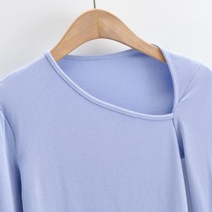 เสื้อผู้หญิง OEM ระบายอากาศได้ดี ผ้าฝ้ายนุ่ม สไตล์ลำลองสำหรับฤดูร้อน ทรงโอเวอร์ไซส์ แฟชั่นสตรีทแวร์สุดอินเทรนด์ คุณภาพพรีเมียม ขายส่ง แฟชั่นทันสมัย ใส่ได้ทุกวัน - Product Image 3