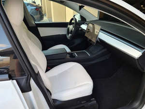 Tesla Model Y 2022 en Perfecto Estado - Product Image 6