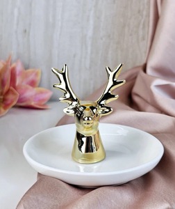 Hermosa Figura de Reno con Acabado Dorado, Adorno de Mesa de Lujo, Perfecto para Celebraciones Navideñas, Decoración de Oficina, Ideas para Regalos - Product Image 1