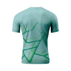 Rash Guard à manches longues pour hommes, tenue de sport personnalisée à séchage rapide de 220g avec logo pour le surf, le MMA, le fitness et la gymnastique - Product Image 3