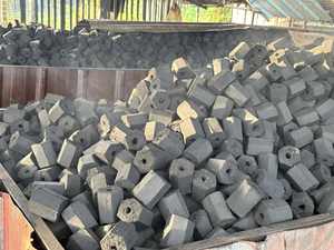 Briquettes de charbon de bois dur avec 0,5% de cendres 4953J Calorie 6-8mm de diamètre pour le chauffage - Product Image 6