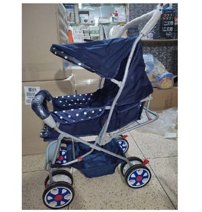 Poussette ergonomique moderne pour bébé avec grand capot et panier de rangement, idéale pour les promenades quotidiennes en ville - Product Image 2